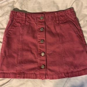 red denim skirt!